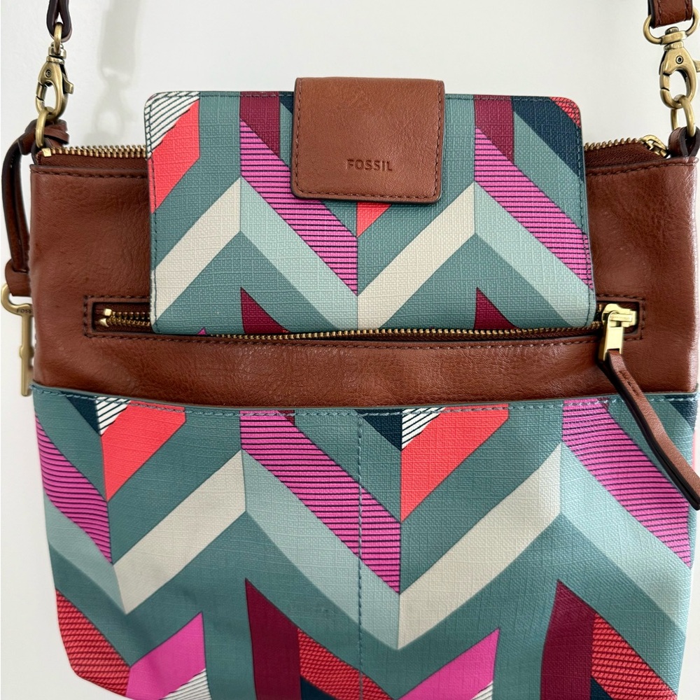 Fossil Chevron Bag with matching chevron wallet